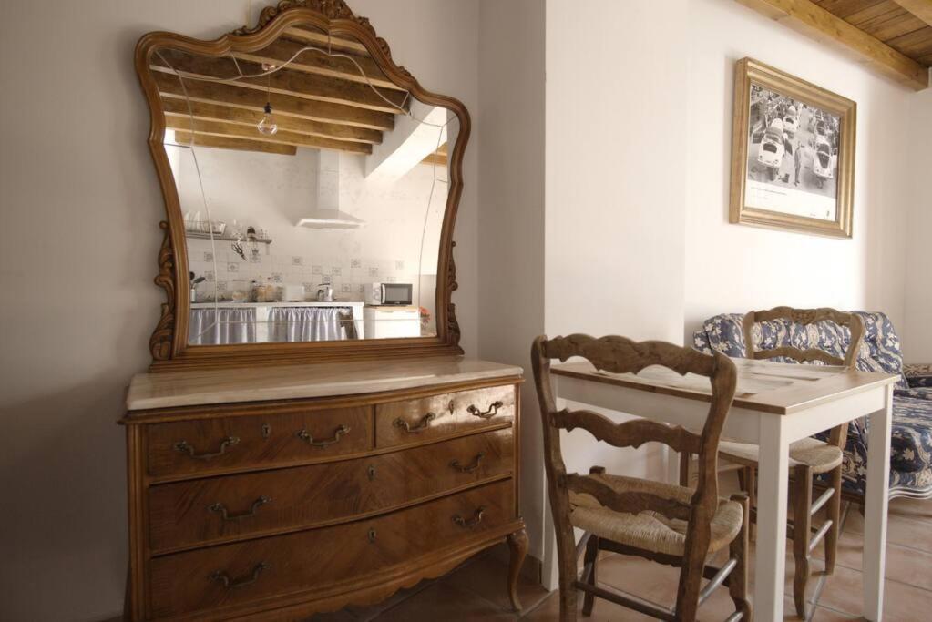 Cerca De La Alhambra, La Casa Del Cuento, Segundo Apartment Granada Bagian luar foto