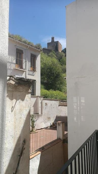 Cerca De La Alhambra, La Casa Del Cuento, Segundo Apartment Granada Bagian luar foto
